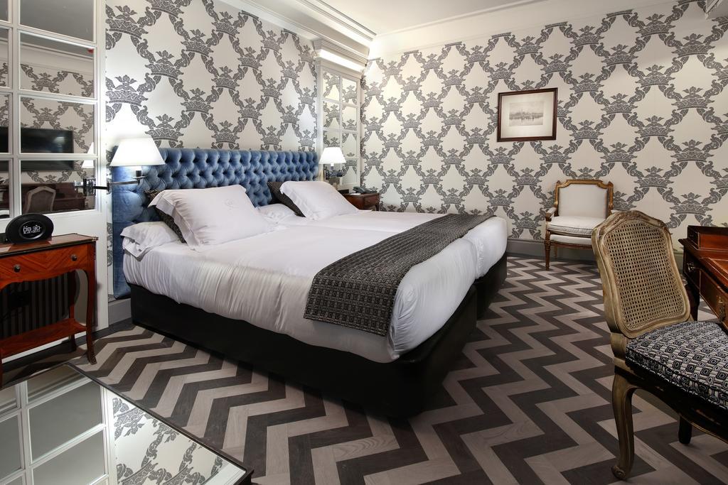 Relais & Chateaux Heritage Hotel Madrid Ngoại thất bức ảnh A room at the hotel
