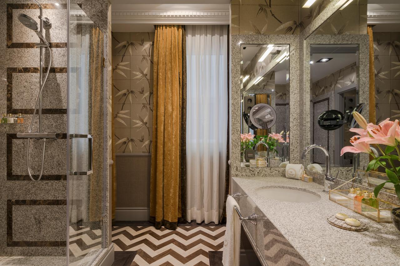 Relais & Chateaux Heritage Hotel Madrid Ngoại thất bức ảnh Bathroom